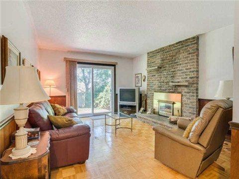 24 Whitehorn Cres, House detached with 4 bedrooms, 3 bathrooms and 5 parking in Toronto ON | Image 8