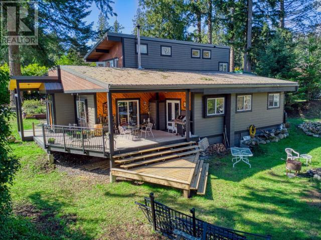 2060 Black Point Road, House detached with 3 bedrooms, 2 bathrooms and 5 parking in Powell River C BC | Image 5