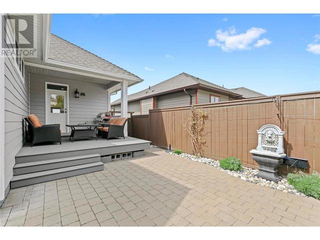 5035 Seon Crescent, House detached with 4 bedrooms, 3 bathrooms and 4 parking in Kelowna BC | Image 39