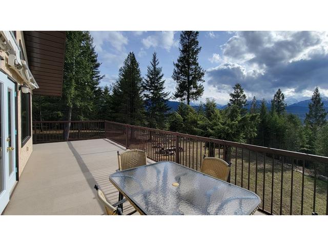 2360/2380 Highway 95, House detached with 4 bedrooms, 3 bathrooms and null parking in East Kootenay G BC | Image 75