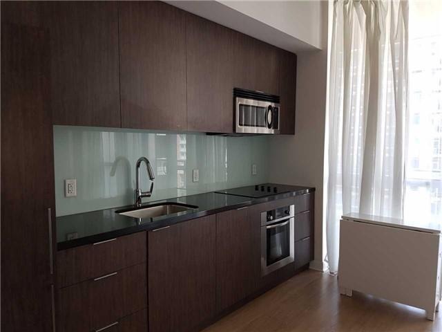 517 - 478 King St W, Condo with 0 bedrooms, 1 bathrooms and null parking in Toronto ON | Image 2