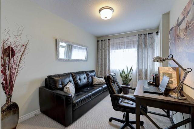8 - 35 Midhurst Hts, Townhouse with 3 bedrooms, 3 bathrooms and 2 parking in Hamilton ON | Image 18