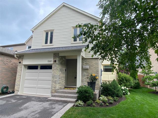 1083 Montgomery Dr, House detached with 3 bedrooms, 3 bathrooms and 3 parking in Oakville ON | Image 1