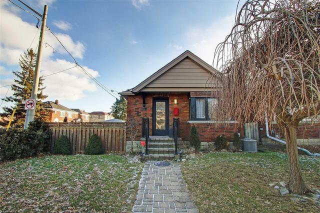 Upper - 203 O'connor Dr, House detached with 2 bedrooms, 1 bathrooms and 1 parking in Toronto ON | Image 1