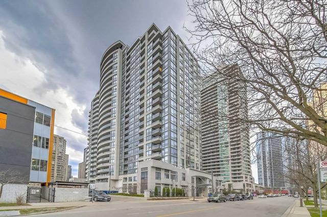 802 - 35 Hollywood Ave, Condo with 1 bedrooms, 1 bathrooms and 1 parking in Toronto ON | Image 1