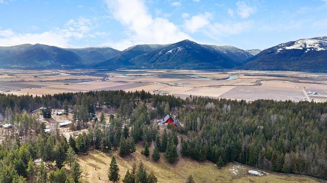156 Lakeview Arrow Creek Road, House detached with 3 bedrooms, 3 bathrooms and null parking in Central Kootenay C BC | Image 58