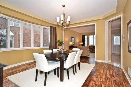 1838 Glenvista Dr, House detached with 4 bedrooms, 4 bathrooms and 2 parking in Oakville ON | Image 4