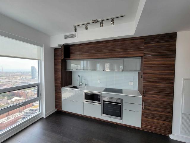 3804 - 88 Scott St, Condo with 2 bedrooms, 2 bathrooms and 1 parking in Toronto ON | Image 5