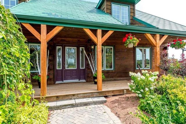 11 Mud Rd, House detached with 4 bedrooms, 4 bathrooms and 8 parking in Kawartha Lakes ON | Image 2