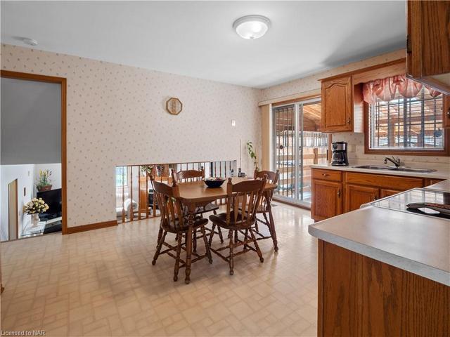7353 Lakewood Crescent, House detached with 5 bedrooms, 3 bathrooms and 6 parking in Niagara Falls ON | Image 37