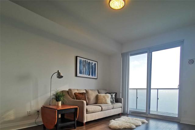 2405 - 65 St Mary St, Condo with 2 bedrooms, 1 bathrooms and 1 parking in Toronto ON | Image 15