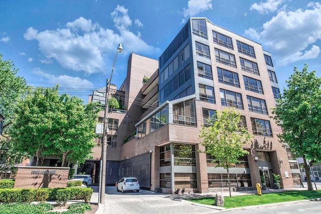 602 - 4 Lowther Ave, Condo with 2 bedrooms, 3 bathrooms and 2 parking in Toronto ON | Image 1