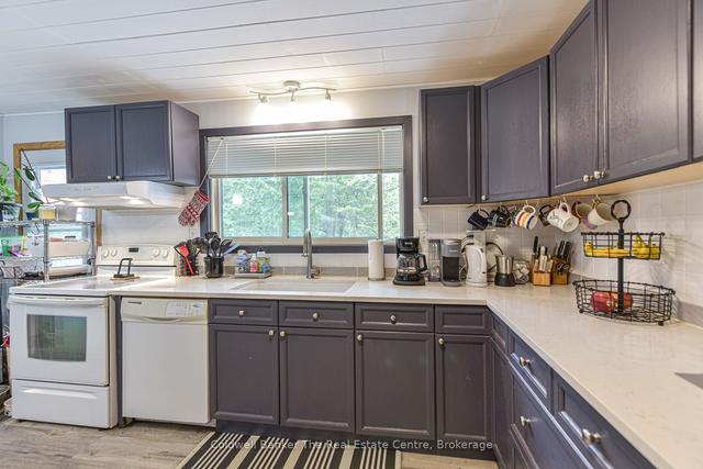 1108 Winhara Rd, House detached with 2 bedrooms, 2 bathrooms and 10 parking in Gravenhurst ON | Image 14