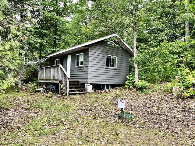 0 Beattys Island, House detached with 3 bedrooms, 2 bathrooms and null parking in North Algona Wilberforce ON | Image 18
