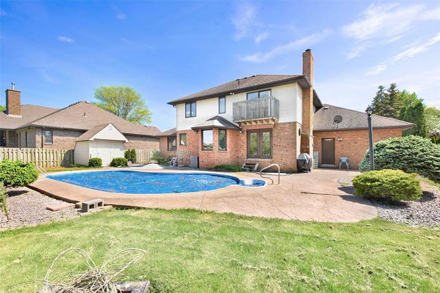 2760 Bouffard Rd, House detached with 3 bedrooms, 3 bathrooms and 11 parking in LaSalle ON | Image 3