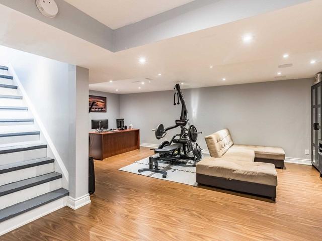 2213 Council Ring Rd, House semidetached with 4 bedrooms, 3 bathrooms and 5 parking in Mississauga ON | Image 22