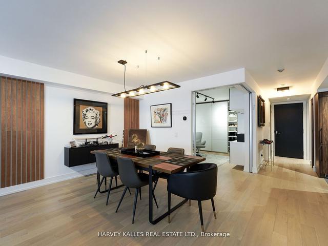 209 - 3 Mcalpine St, Condo with 2 bedrooms, 2 bathrooms and 1 parking in Toronto ON | Image 3