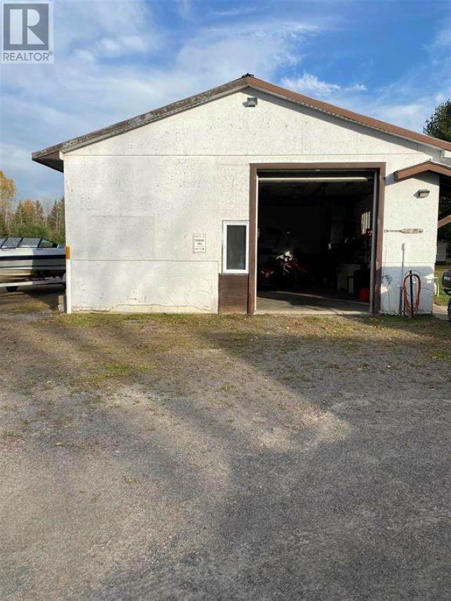 22704 Highway 17, House detached with 3 bedrooms, 1 bathrooms and null parking in Huron Shores ON | Image 10