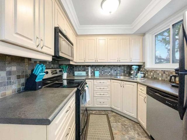 817 Exeter St, House detached with 4 bedrooms, 3 bathrooms and 4 parking in Oshawa ON | Image 17