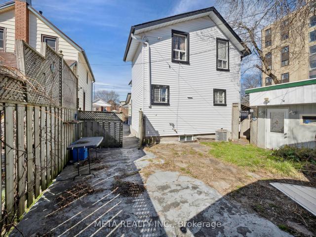 253 Albert St, House detached with 3 bedrooms, 3 bathrooms and 3 parking in Oshawa ON | Image 29