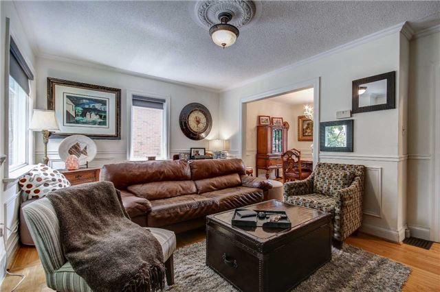 79 Mill St S, House detached with 3 bedrooms, 3 bathrooms and 6 parking in Brampton ON | Image 3