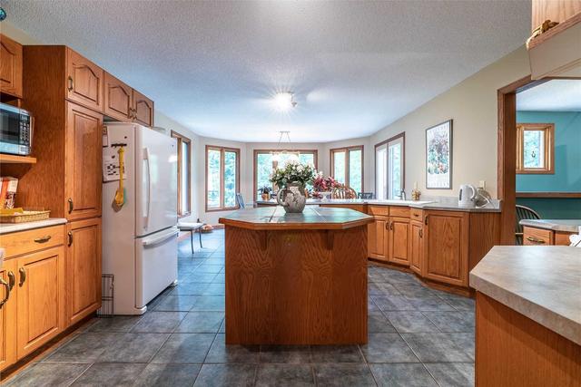 667 Little Britain Rd, House detached with 3 bedrooms, 4 bathrooms and 12 parking in Kawartha Lakes ON | Image 4