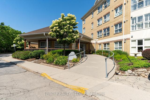 202 - 137 Martin St, Condo with 1 bedrooms, 1 bathrooms and 1 parking in Milton ON | Image 1