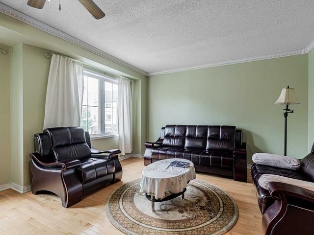 7 Brisby Mews, Townhouse with 3 bedrooms, 4 bathrooms and 1 parking in Toronto ON | Image 26