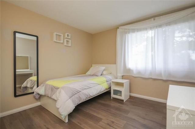 358 Amiens Street, House detached with 4 bedrooms, 2 bathrooms and 3 parking in Ottawa ON | Image 14