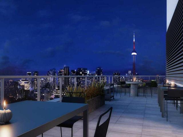 802 - 620 King St W, Condo with 2 bedrooms, 2 bathrooms and 1 parking in Toronto ON | Image 8