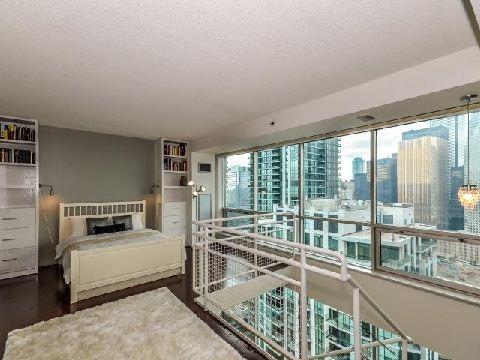 sph1-05 - 10 Yonge St, Condo with 1 bedrooms, 2 bathrooms and 1 parking in Toronto ON | Image 8