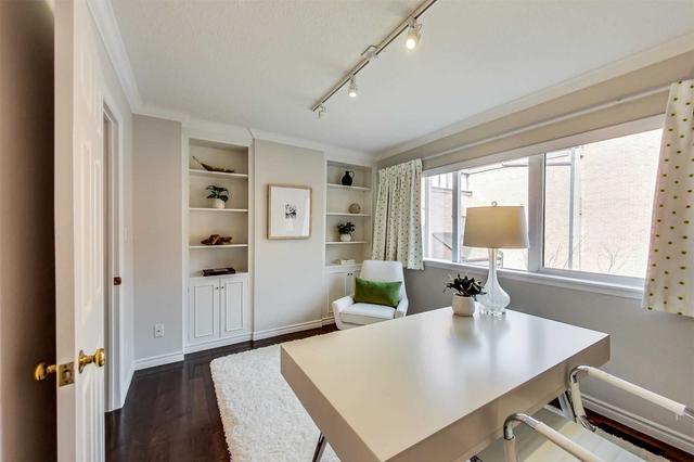 th 127 - 10 Walker Ave, Townhouse with 3 bedrooms, 3 bathrooms and 2 parking in Toronto ON | Image 4