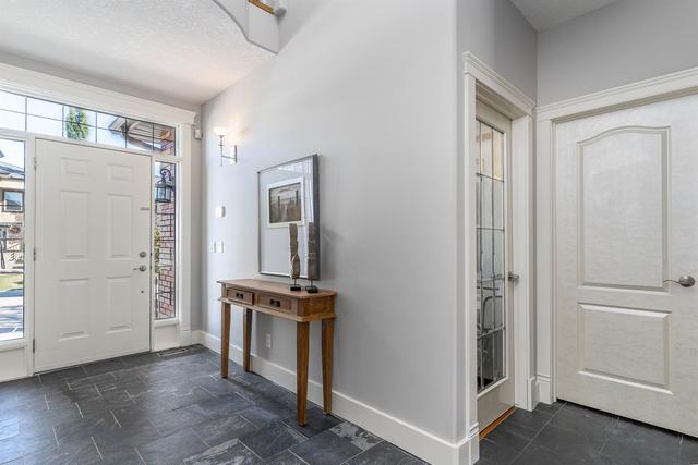 25 West Cedar Point Sw, House detached with 5 bedrooms, 3 bathrooms and 4 parking in Calgary AB | Image 16