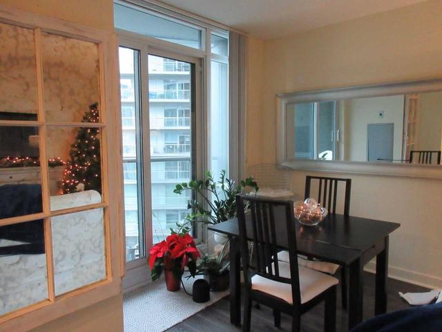 2611 - 373 Front St W, Condo with 1 bedrooms, 1 bathrooms and 1 parking in Toronto ON | Image 2
