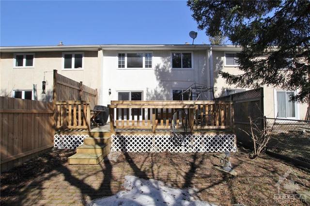 52 Tarquin Crescent, Townhouse with 3 bedrooms, 2 bathrooms and 4 parking in Ottawa ON | Image 30