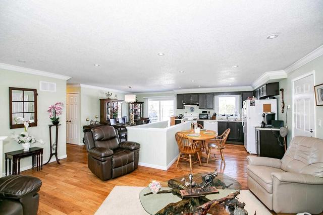 38 Mcclellan Rd, House detached with 3 bedrooms, 2 bathrooms and 6 parking in Caledon ON | Image 33