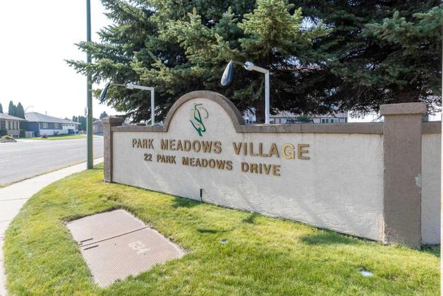 121 - 22 Park Meadows Drive Se, Condo with 2 bedrooms, 2 bathrooms and 1 parking in Medicine Hat AB | Image 1