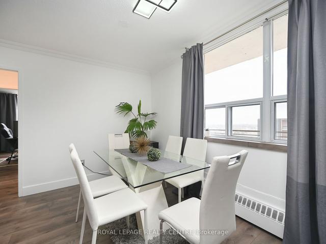 1103 - 3105 Queen Frederica Dr, Condo with 2 bedrooms, 1 bathrooms and 1 parking in Mississauga ON | Image 6