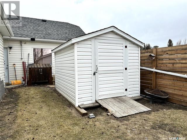 420 3rd Avenue, House detached with 2 bedrooms, 2 bathrooms and null parking in Cudworth SK | Image 49