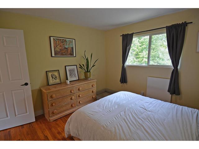 6652 Zeeben Road, House detached with 4 bedrooms, 2 bathrooms and null parking in Central Kootenay G BC | Image 25