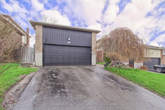 215 Billings Cres, House detached with 3 bedrooms, 3 bathrooms and 4 parking in Newmarket ON | Image 37
