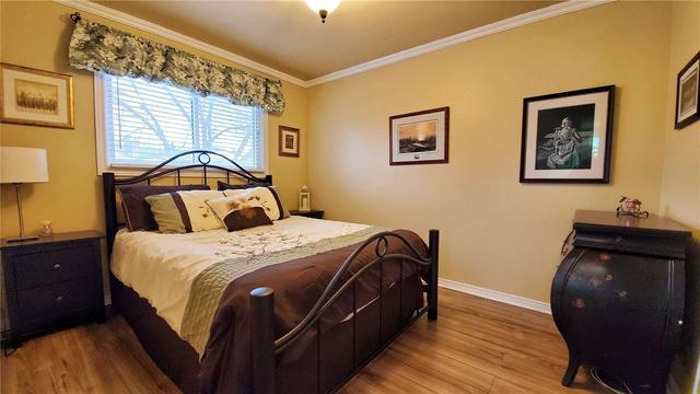41 Crown Cres, House detached with 3 bedrooms, 3 bathrooms and 2 parking in Bradford West Gwillimbury ON | Image 11