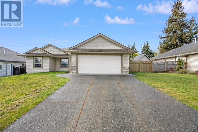 1295 Noel Ave, House detached with 3 bedrooms, 2 bathrooms and 4 parking in Comox BC | Image 2