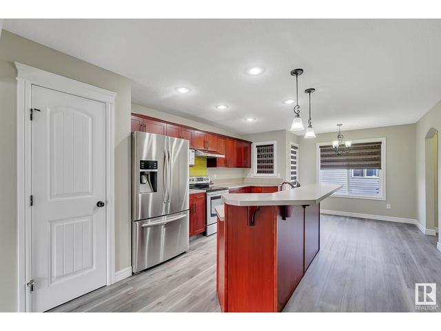 2809 15 St Nw, House semidetached with 4 bedrooms, 3 bathrooms and 2 parking in Edmonton AB | Image 17