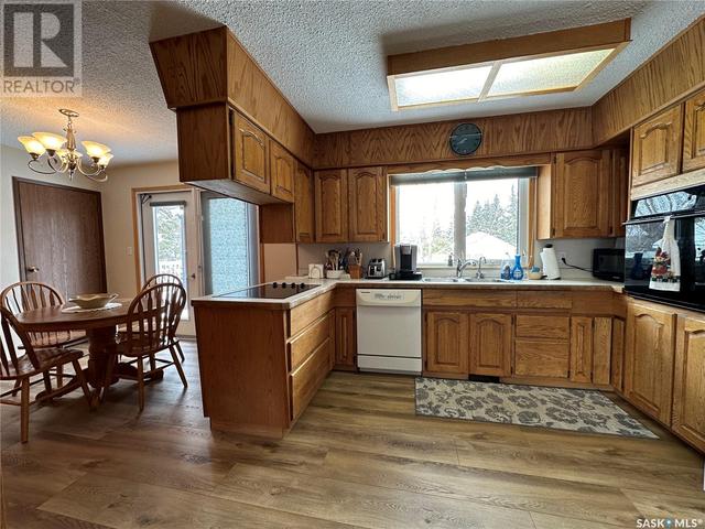 403 2nd Street Ne, House detached with 4 bedrooms, 3 bathrooms and null parking in Watson SK | Image 10