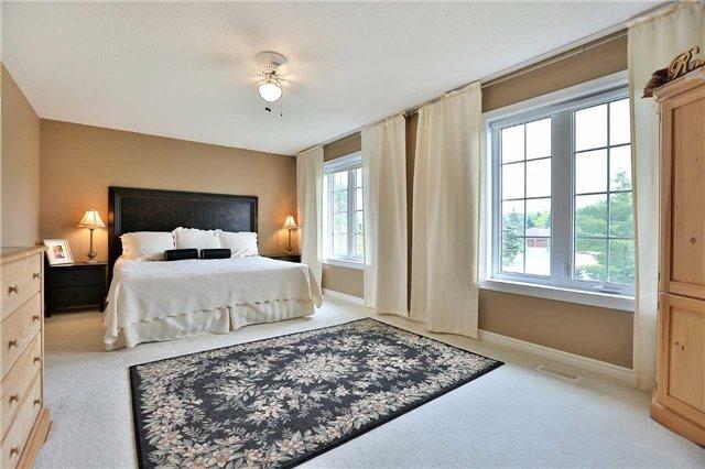 11105 Amos Dr, House detached with 4 bedrooms, 3 bathrooms and 10 parking in Milton ON | Image 7