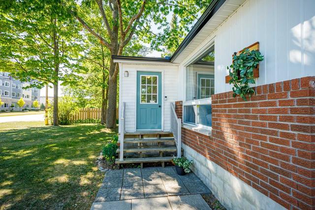 158 Zoo Park Rd, House detached with 2 bedrooms, 1 bathrooms and 4 parking in Wasaga Beach ON | Image 37