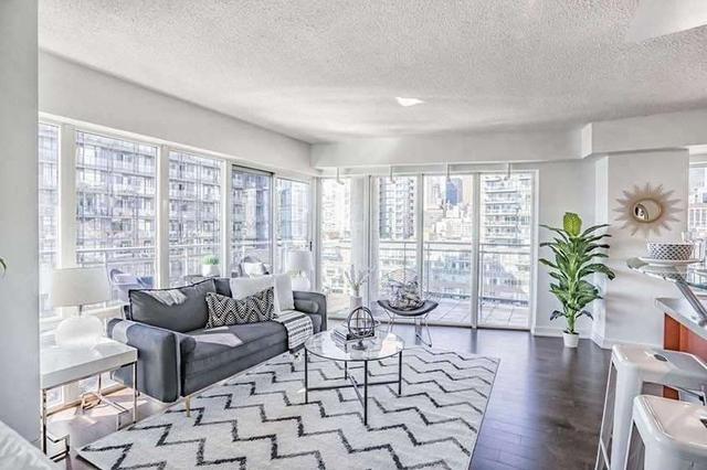 1104 - 255 Richmond St E, Condo with 2 bedrooms, 1 bathrooms and 1 parking in Toronto ON | Image 32