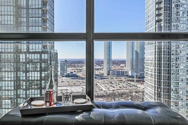 2506 - 2900 Highway 7 Rd W, Condo with 2 bedrooms, 2 bathrooms and 2 parking in Vaughan ON | Image 7
