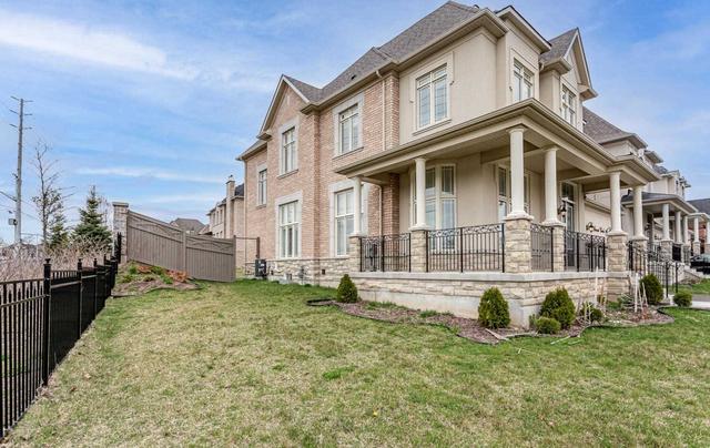 30 Annual Circ, House detached with 4 bedrooms, 5 bathrooms and 6 parking in Brampton ON | Image 30